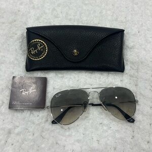 Ray Ban Silver Aviator Sunglasses with Grey Lenses, Used in good condition